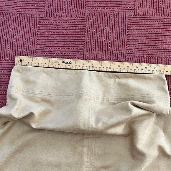 George women’s size 12 microsuede Tan below the knee midi Skirt - Picture 4 of 13